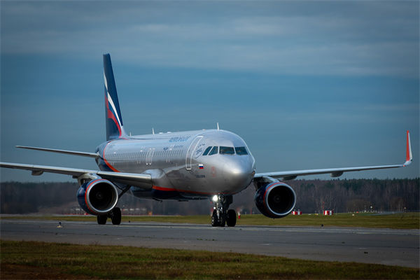 數(shù)十架中資公司飛機被扣俄羅斯，戰(zhàn)略咨詢怎么看？